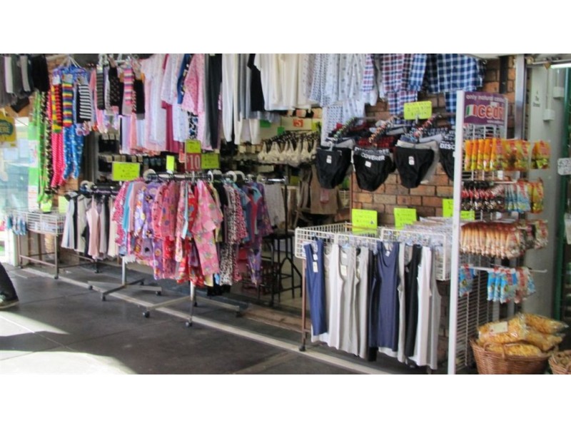 8 The Strand, Preston VIC 3072