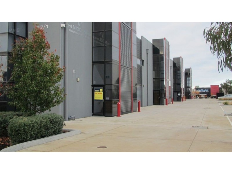 2/32 East Derrimut Crescent, Derrimut VIC 3030