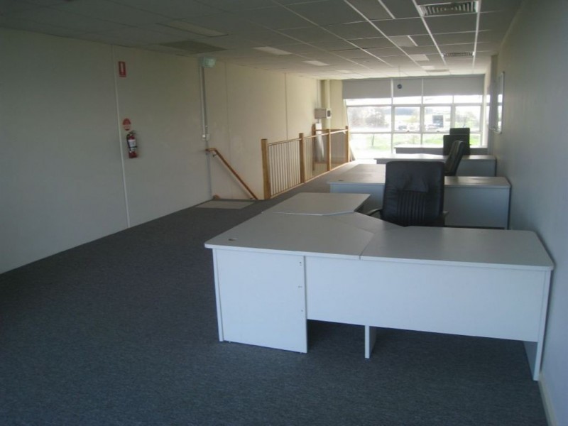 28 West Court, Derrimut VIC 3030