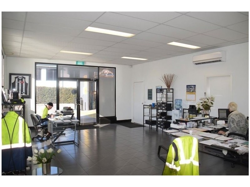 43 Jesica Road, Campbellfield VIC 3061