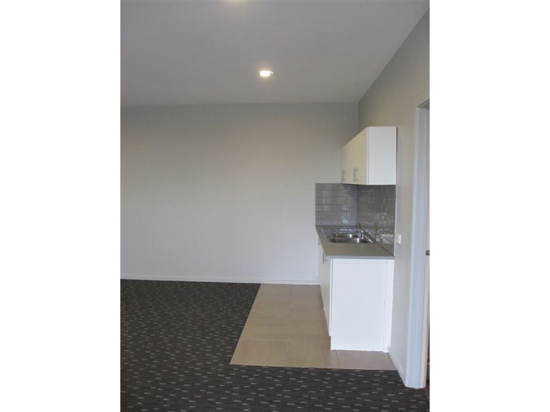 21 Fuji Crescent, Mornington VIC 3931