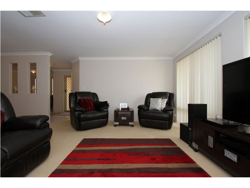 38 Brenchley Drive, Atwell WA 6164