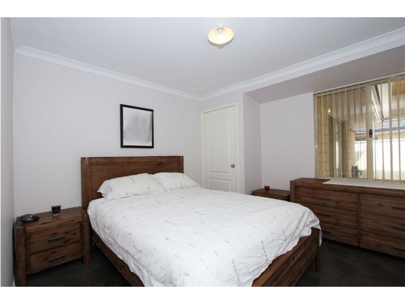 38 Brenchley Drive, Atwell WA 6164