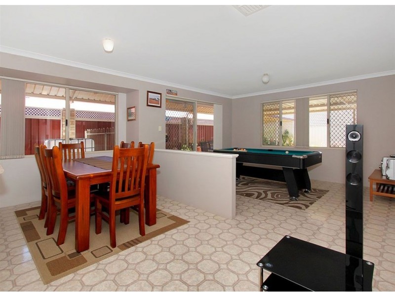 27 Veneta Circuit, Atwell WA 6164
