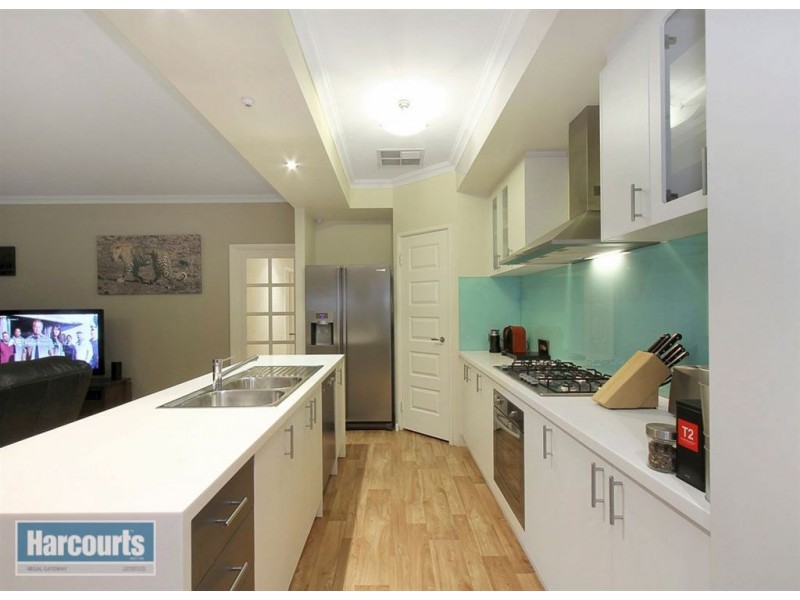 11 Clarity Elbow, Atwell WA 6164