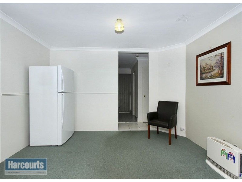 15 Bree Close, Atwell WA 6164