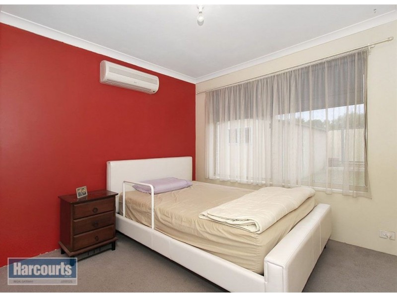 15 Bree Close, Atwell WA 6164