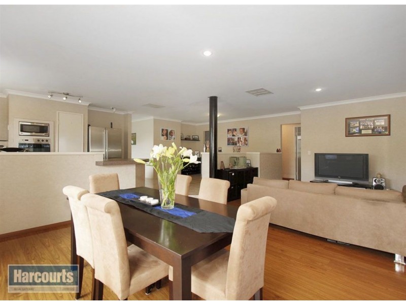 6 Drosera Loop, Beeliar WA 6164