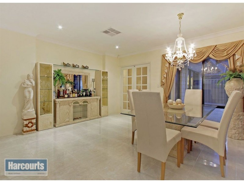 3 Aurora Drive, Atwell WA 6164