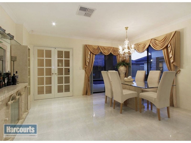 3 Aurora Drive, Atwell WA 6164