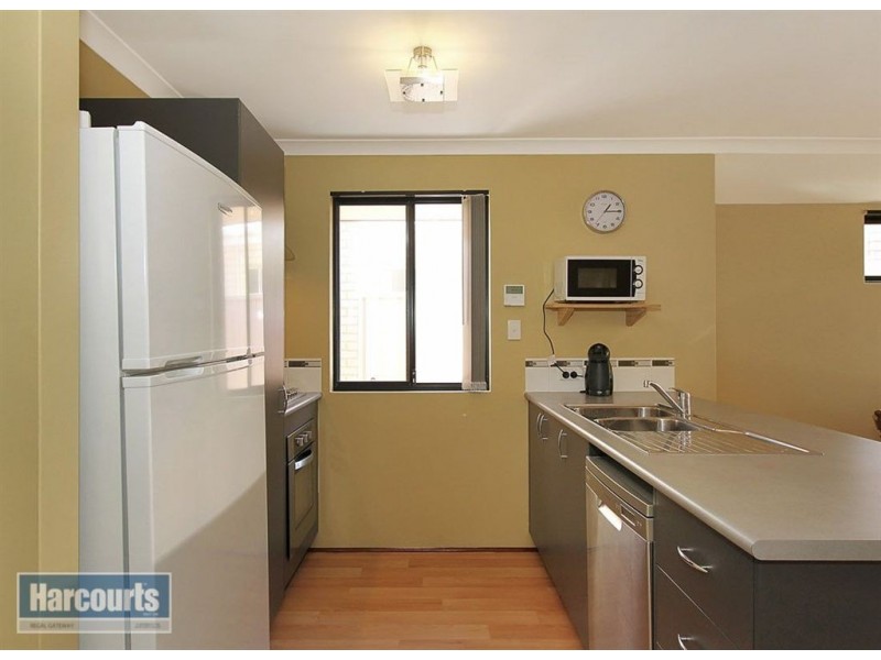 9 Baler Court, Hammond Park WA 6164