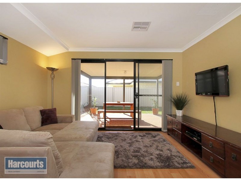 9 Baler Court, Hammond Park WA 6164