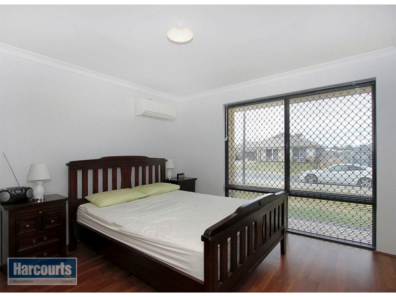 33 Evans Way, Byford WA 6122