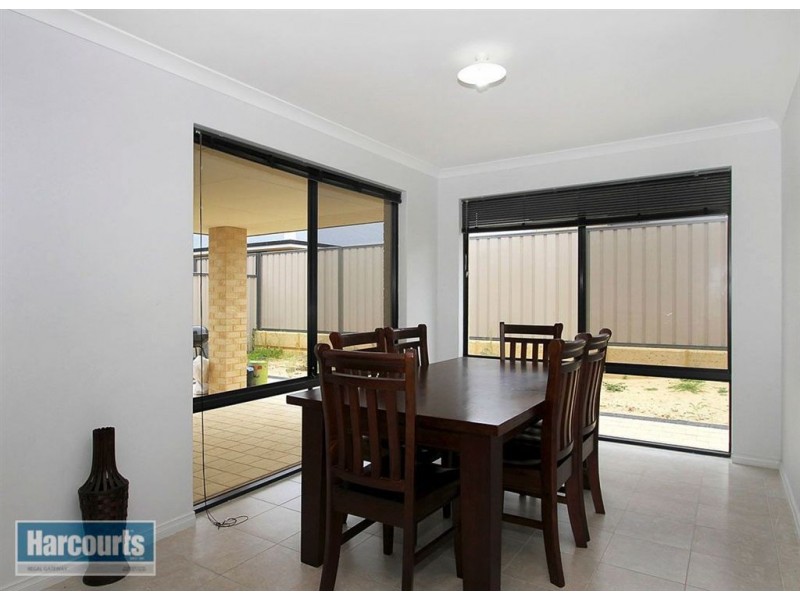 33 Evans Way, Byford WA 6122