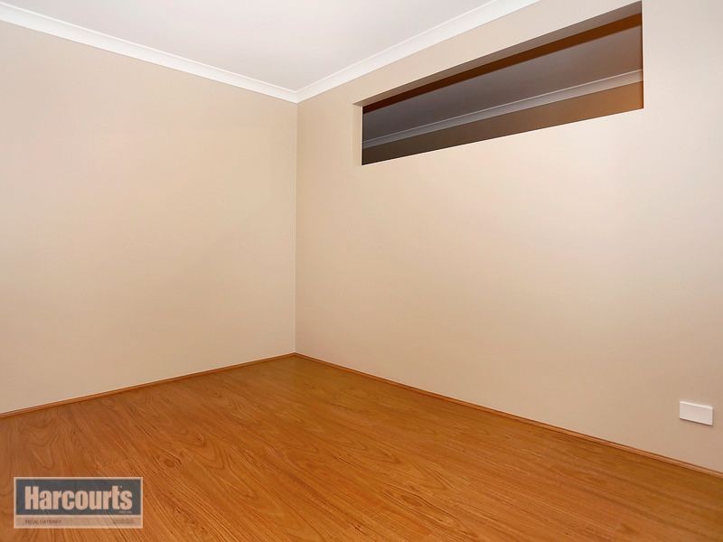 14 Hartz Way, Wandi WA 6167