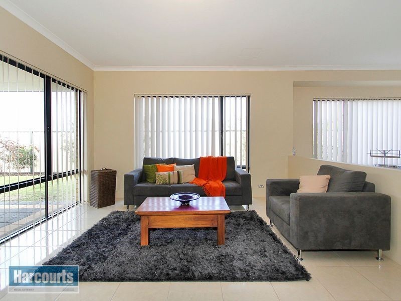 265 Lyon Road, Aubin Grove WA 6164