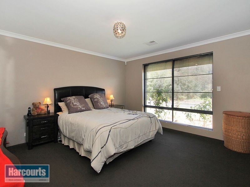 64 Cheltenham Loop, Bertram WA 6167
