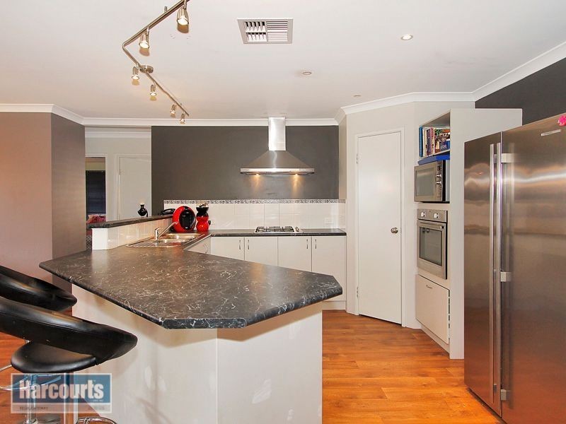 64 Cheltenham Loop, Bertram WA 6167