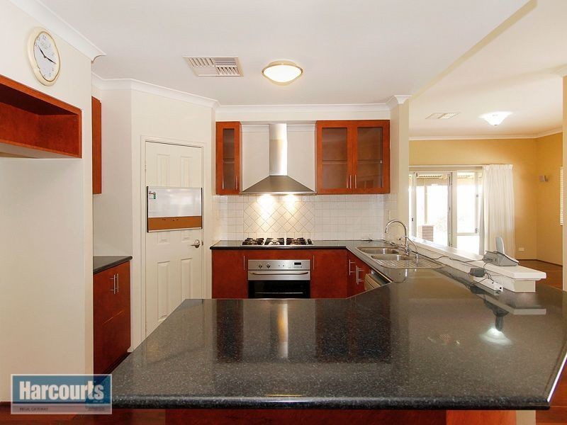 6 McGillen Court, Jandakot WA 6164