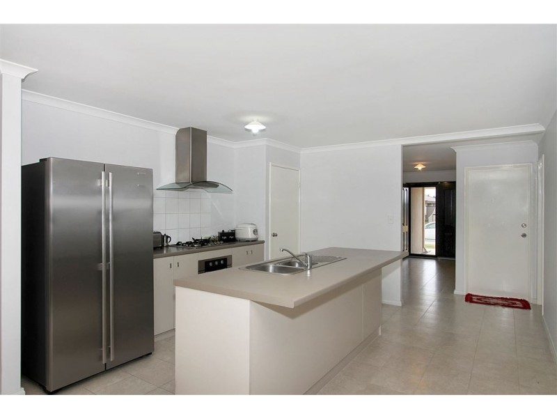 33 Evans Way, Byford WA 6122