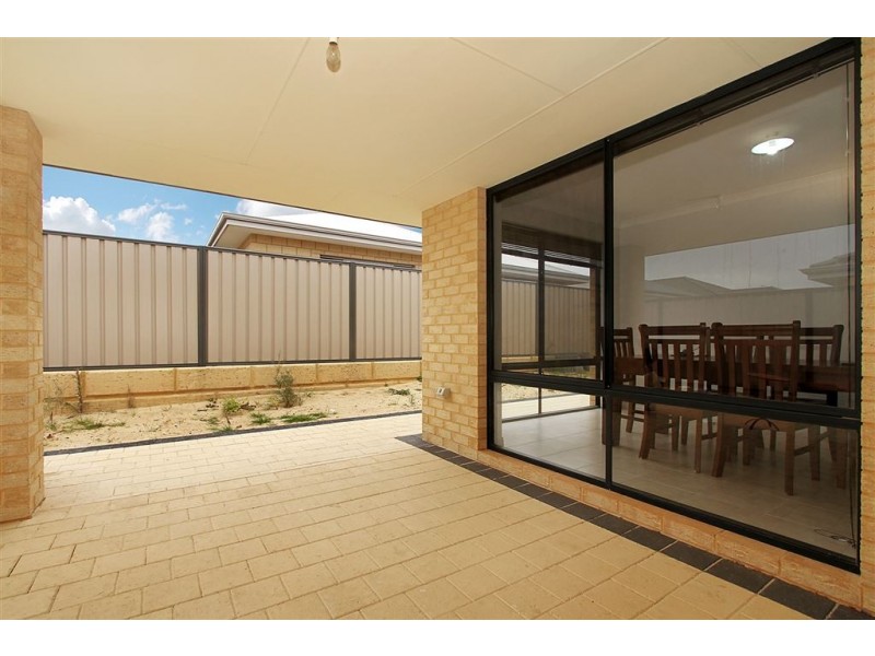 33 Evans Way, Byford WA 6122