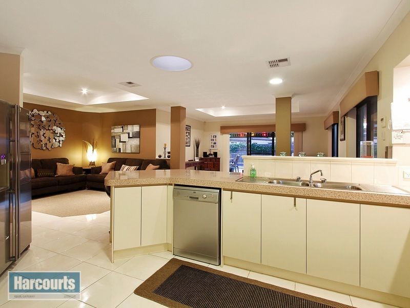 66 Folland Parade, Atwell WA 6164