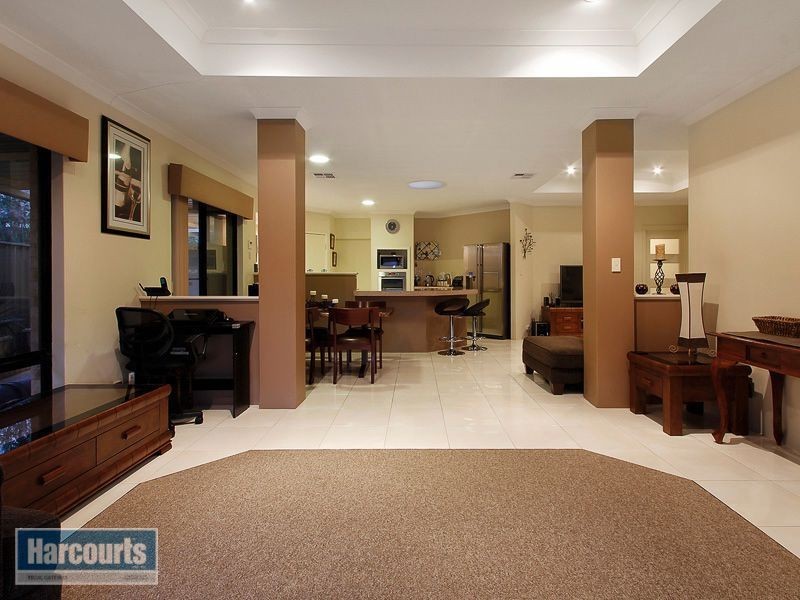 66 Folland Parade, Atwell WA 6164