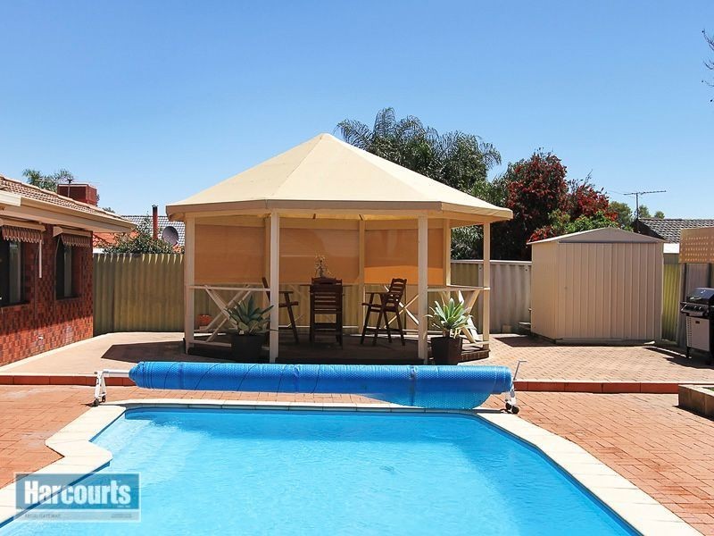 78 Ashburton Drive, Gosnells WA 6110