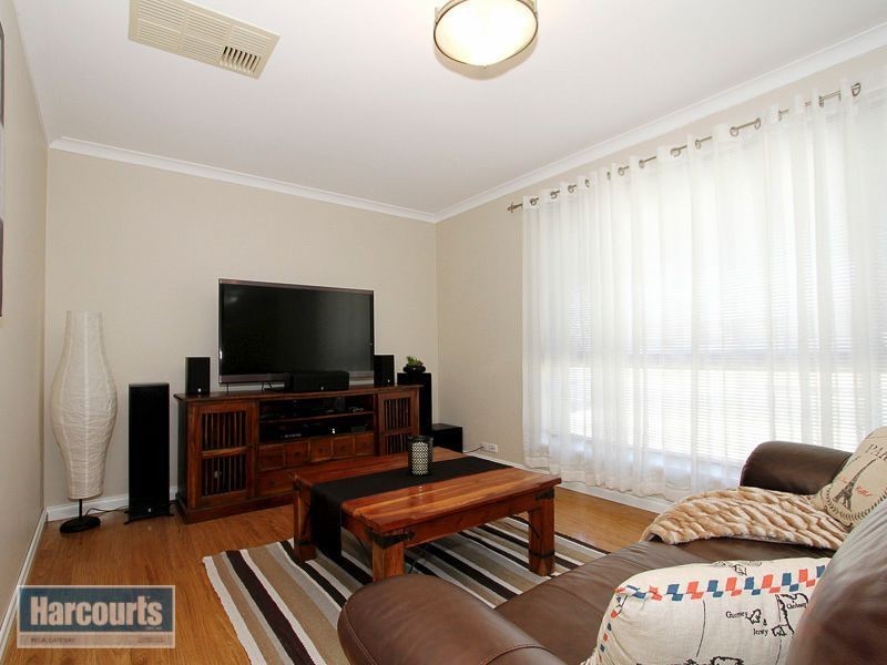 78 Ashburton Drive, Gosnells WA 6110