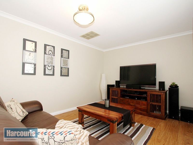 78 Ashburton Drive, Gosnells WA 6110