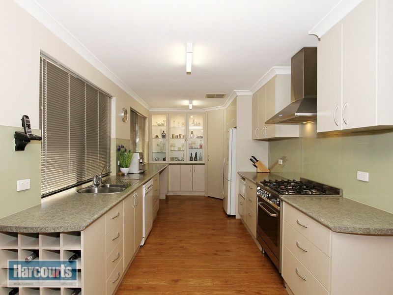 78 Ashburton Drive, Gosnells WA 6110