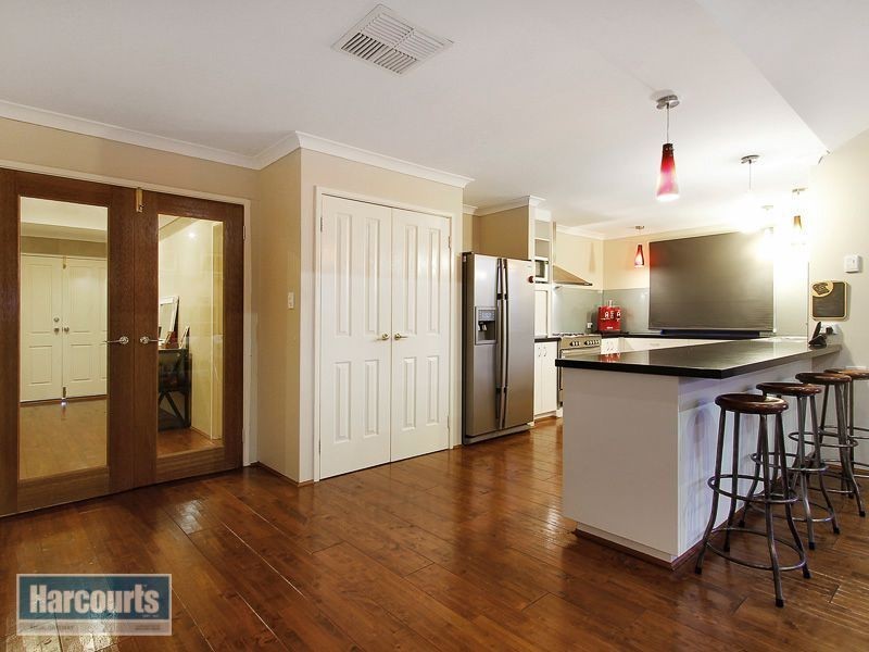 13 Goodwill Avenue, Atwell WA 6164