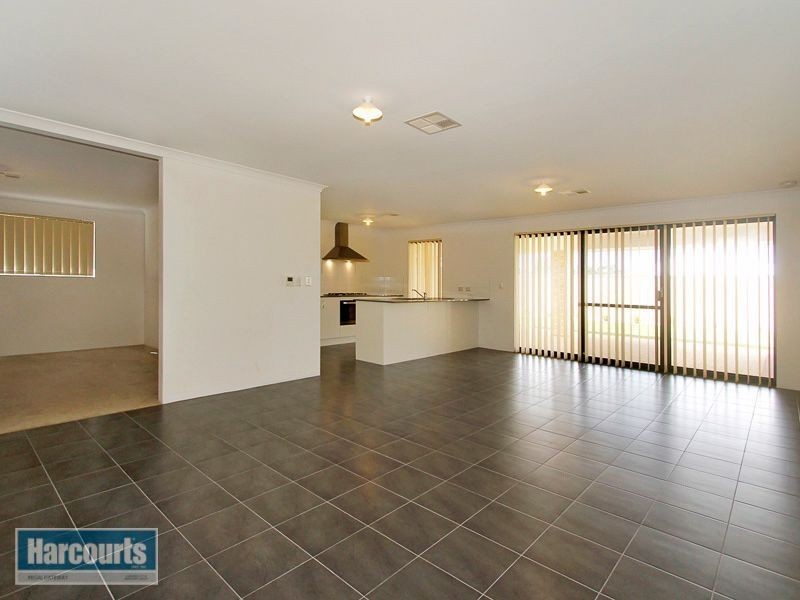 5 Cousins Street, Hammond Park WA 6164