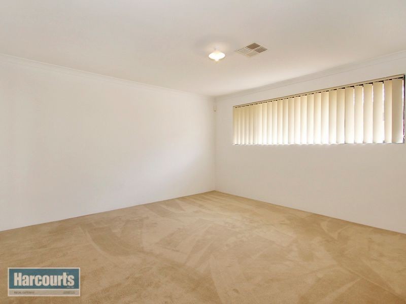 5 Cousins Street, Hammond Park WA 6164