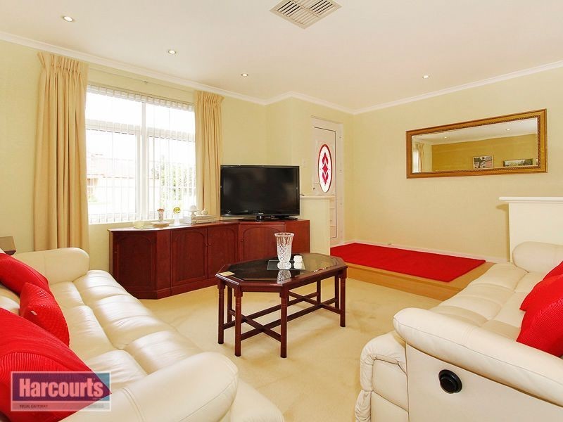 5 Glacier Way, Jandakot WA 6164