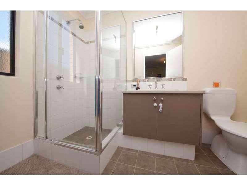 4/17 cotter Loop, Success WA 6164