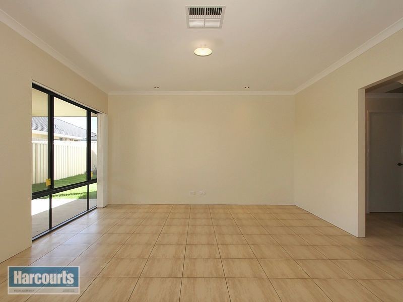 20 Firebrace Elbow, Canning Vale WA 6155