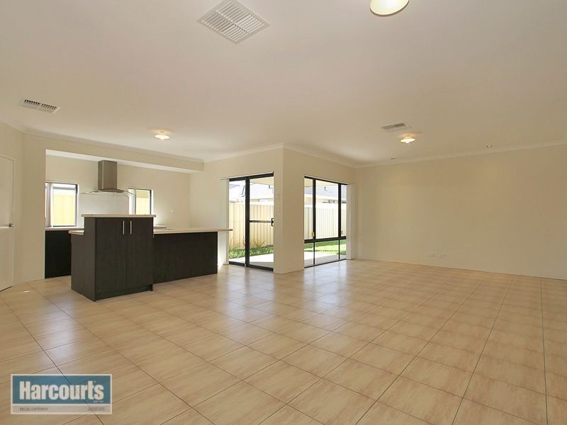 20 Firebrace Elbow, Canning Vale WA 6155