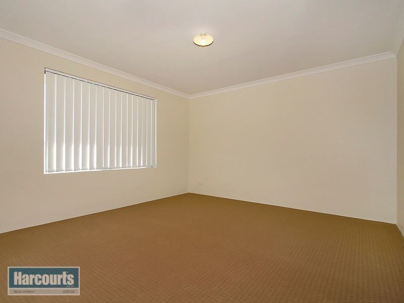 20 Firebrace Elbow, Canning Vale WA 6155