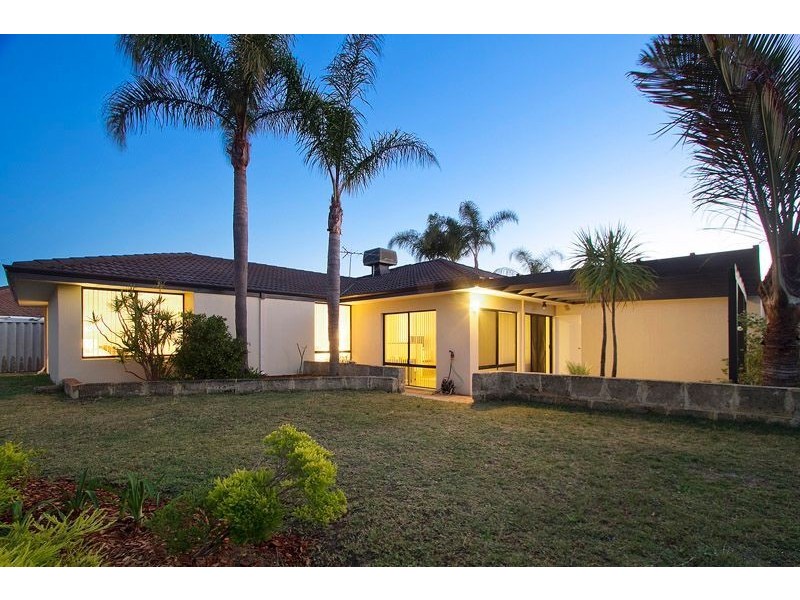 3 O’Farrell Close, Atwell WA 6164