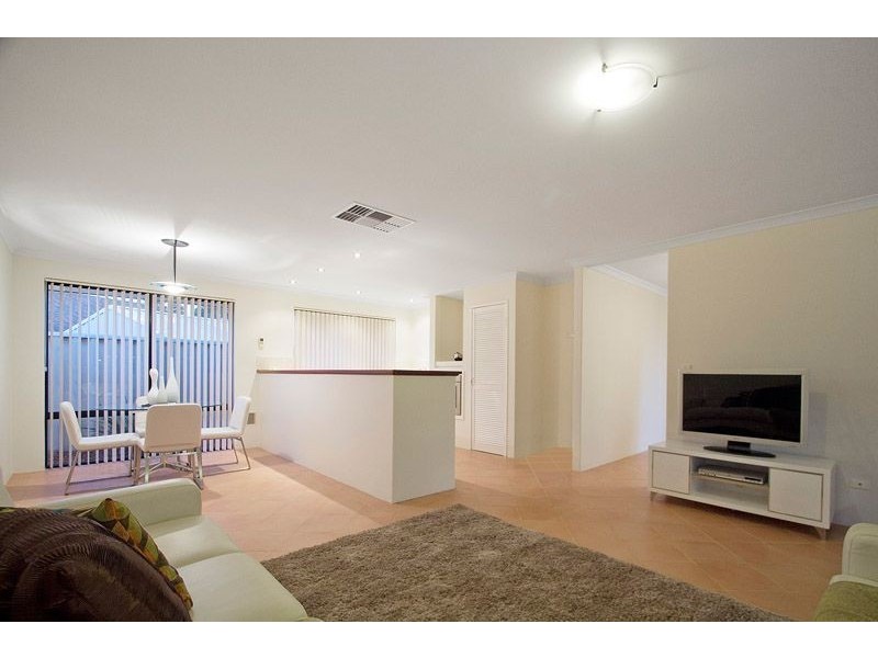 3 O’Farrell Close, Atwell WA 6164