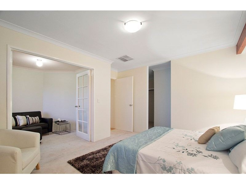 3 O’Farrell Close, Atwell WA 6164