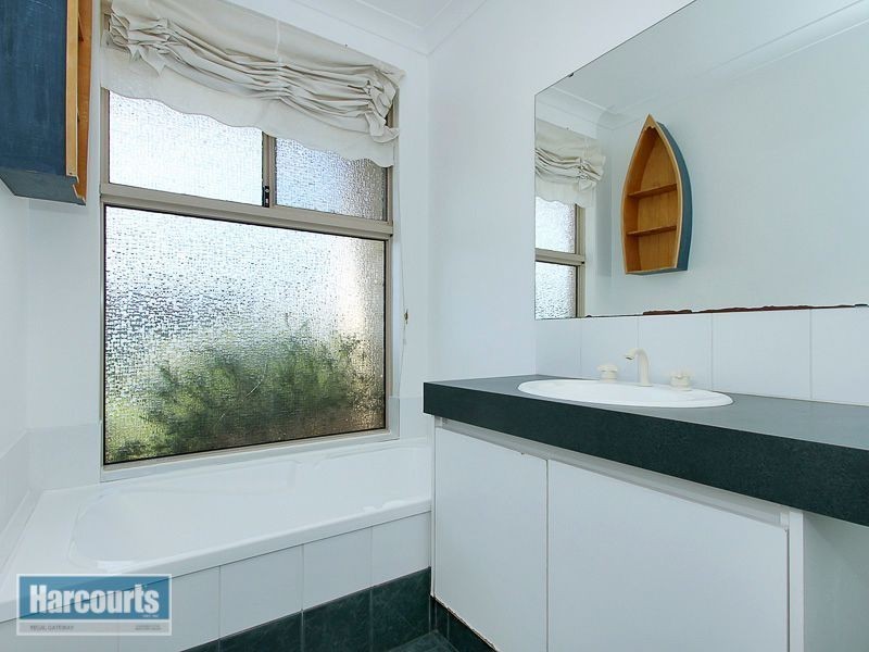 11 Centaury Close, Beeliar WA 6164