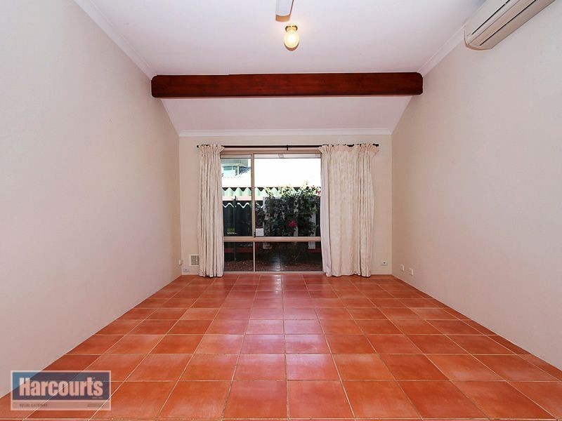 11 Centaury Close, Beeliar WA 6164
