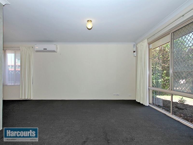 11 Centaury Close, Beeliar WA 6164