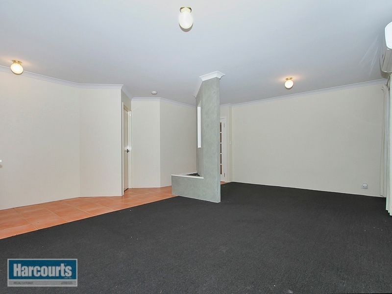 11 Centaury Close, Beeliar WA 6164