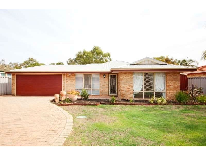 48 Derwent Crescent, Success WA 6164
