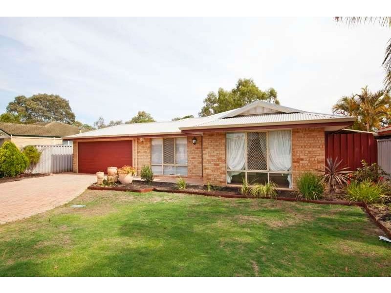 48 Derwent Crescent, Success WA 6164