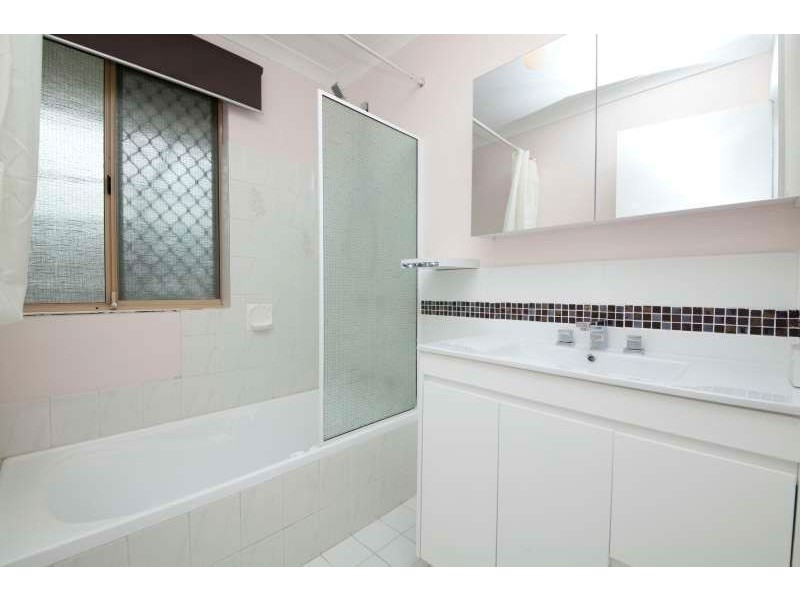 48 Derwent Crescent, Success WA 6164