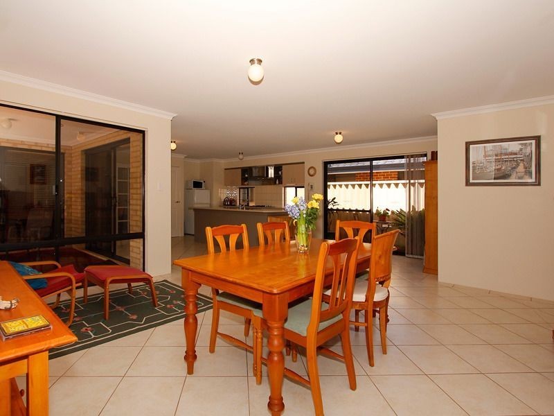 100 Aurora Drive, Atwell WA 6164